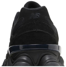 Load image into Gallery viewer, New Balance 9000 series shoes