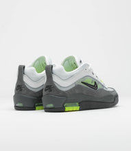 Load image into Gallery viewer, Nike SB Air Max Ishod Wair Black Neon Yellow Premium Skateboarding Sneakers New