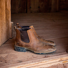 Load image into Gallery viewer, Ariat Men's Booker Ultra Western Boot