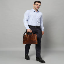 Load image into Gallery viewer, buffalo leather laptop bag removable shoulder strap