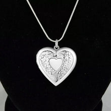 Load image into Gallery viewer, heart locket necklace Valentine's Day gift