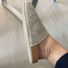 Load image into Gallery viewer, Classic Cork Arch Support Insoles for Women & Men