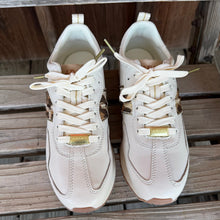 Load image into Gallery viewer, Leopard Ranch Runner | Ariat Womens
