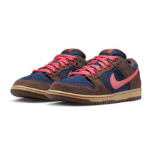 Load image into Gallery viewer, Nike SB Dunk - Baroque Brown/Adobe
