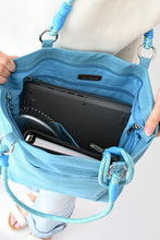 Load image into Gallery viewer, Active Tote w/Wristlet
