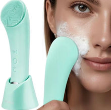 Load image into Gallery viewer, ThermoGlow Face Brush
