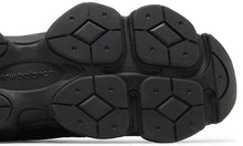 Load image into Gallery viewer, New Balance 9060 running lifestyle shoe
