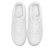 Load image into Gallery viewer, Nike casual sneaker sale
