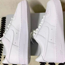 Load image into Gallery viewer, Nike sneakers fast shipping USA
