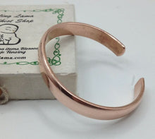 Load image into Gallery viewer, copper healing bracelet
