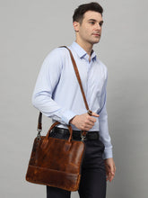Load image into Gallery viewer, 
durable leather laptop bag for daily commute

