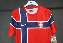 Load image into Gallery viewer, Norway Home 2026 World Cup Mens Soccer jersey
