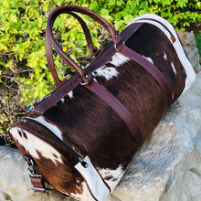 Load image into Gallery viewer, small 20 inch cowhide duffel bag buy

