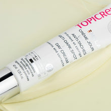 Load image into Gallery viewer, Dark Spot Corrective Day Cream SPF 20
